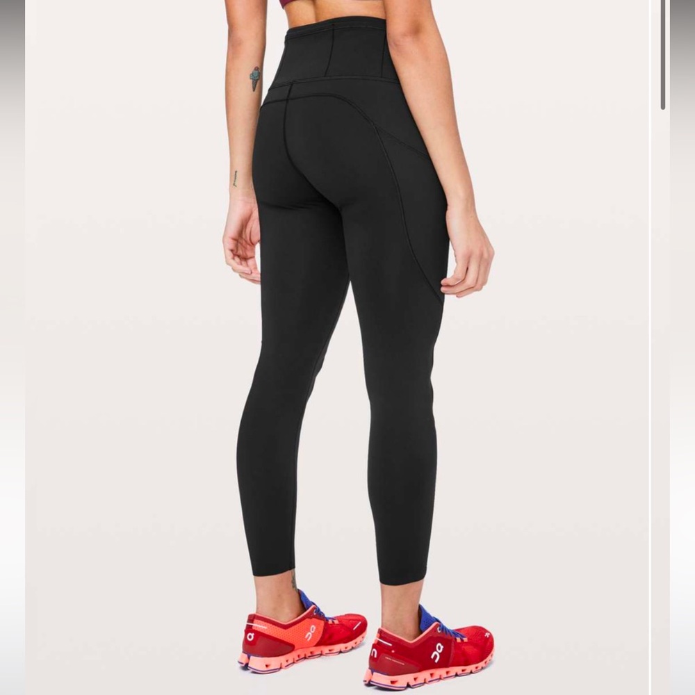 Lululemon Black Fast & Free 7/8 Tight II Non-Reflective Nulux 25" 2 High Rise